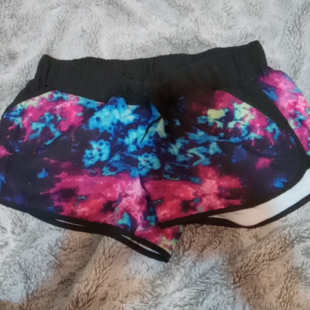 Athletic shorts
